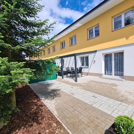 Apartman Kuba Frymburk Exterior photo