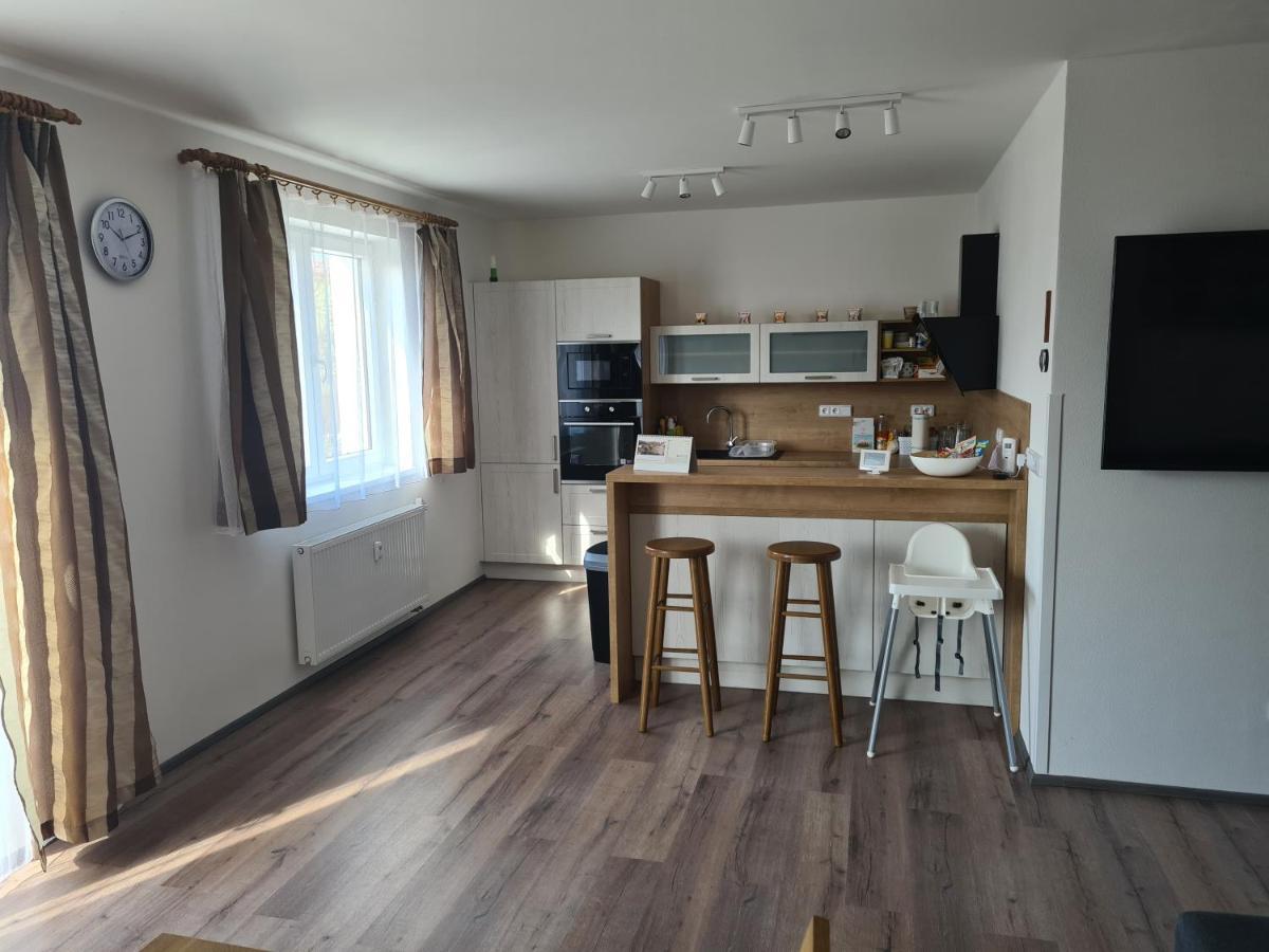Apartman Kuba Frymburk Exterior photo